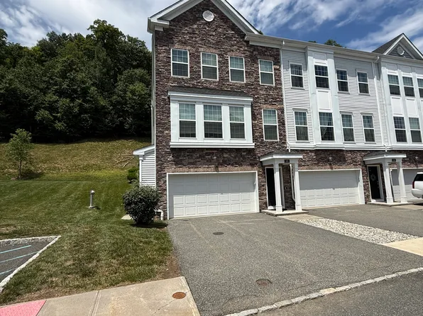 502 Parkview Ln, Rockaway, NJ 07866