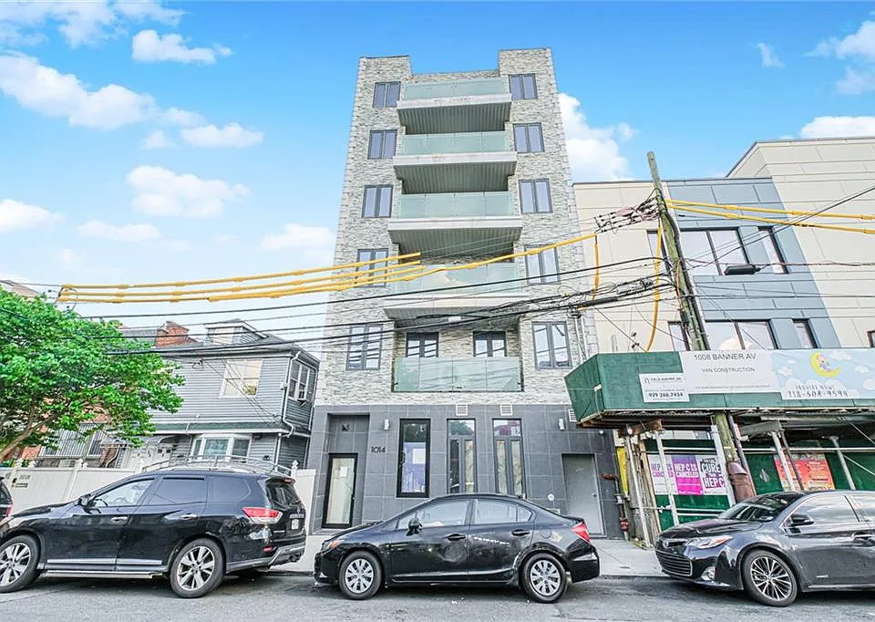 Banner Ave