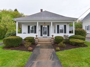 42 Washington St, Franklin, MA 02038