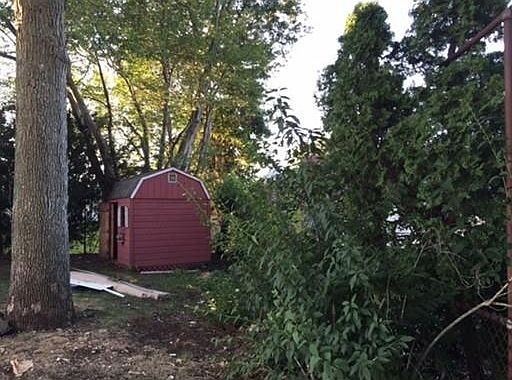 2nd image of 24 Alfred St