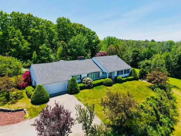 1107 Jackson Rd, Hardwick, MA 01037
