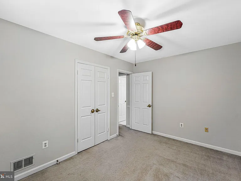 2852 Yarn Ct — Photo 20