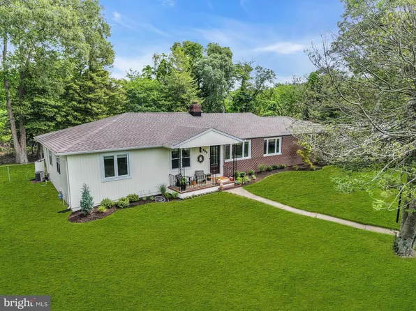 392 Constitution Dr, Forked River, NJ 08731