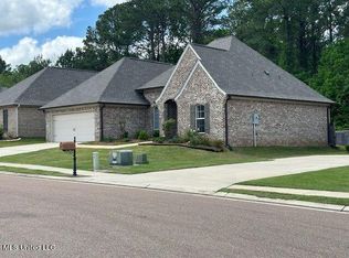 209 Magnolia Place Cv, Brandon, MS 39047