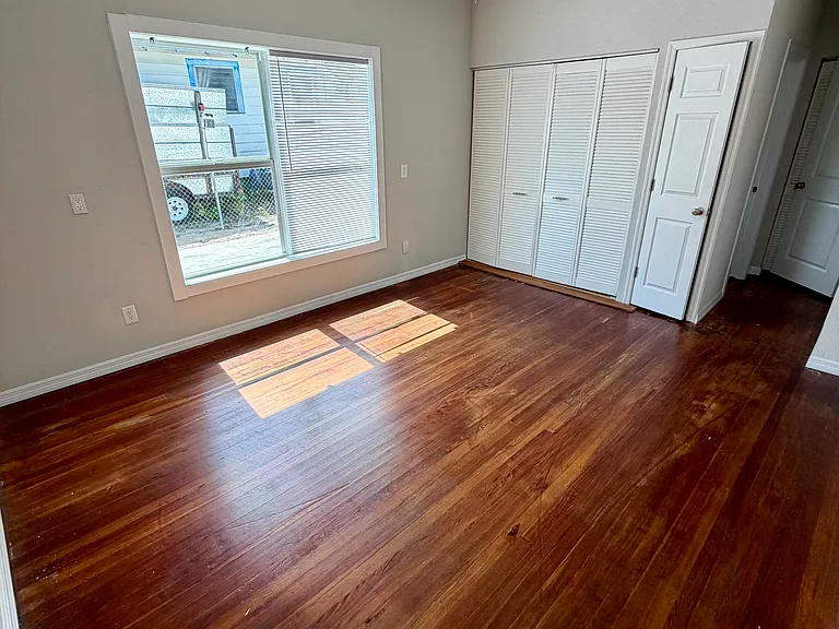440 Cypress St — Photo 12