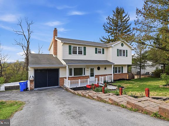 2nd image of 6230 Hocker Dr