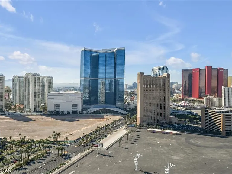 200 W Sahara Ave #3201 — Photo 45