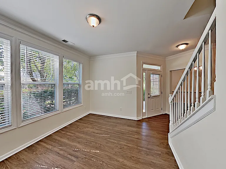 208 Harmony Lake Dr — Photo 19