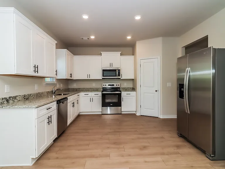 203 Katelyn Way — Photo 8