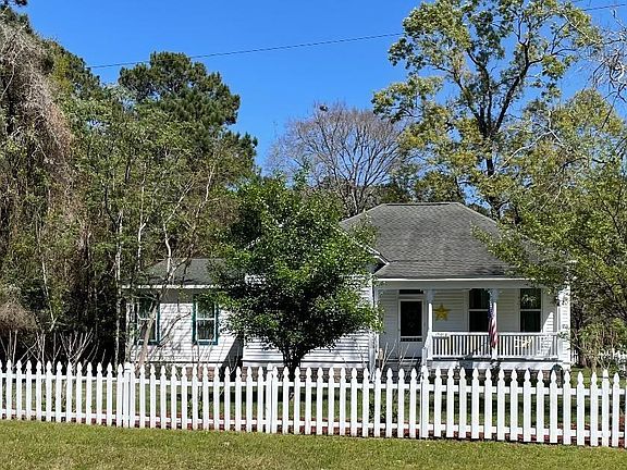 2nd image of 19018 Veterans Rd