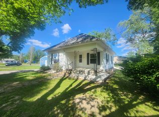 36 Wisconsin St, Pinckneyville, IL 62274
