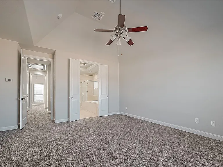 2634 Texas St — Photo 35