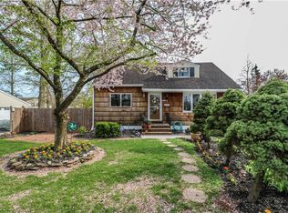 3 Forrest St, Iselin, NJ 08830