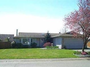 727 Sauk Mountain Dr, Sedro Woolley, WA 98284