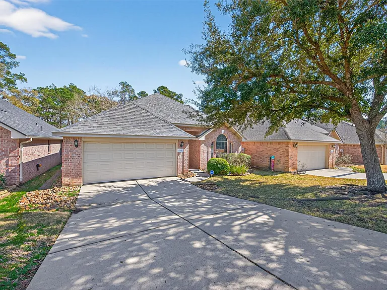 10542 Parkside Dr — Photo 40