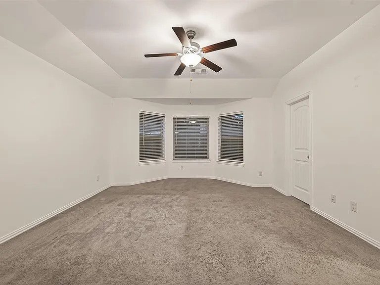 15918 Tug Ct — Photo 18