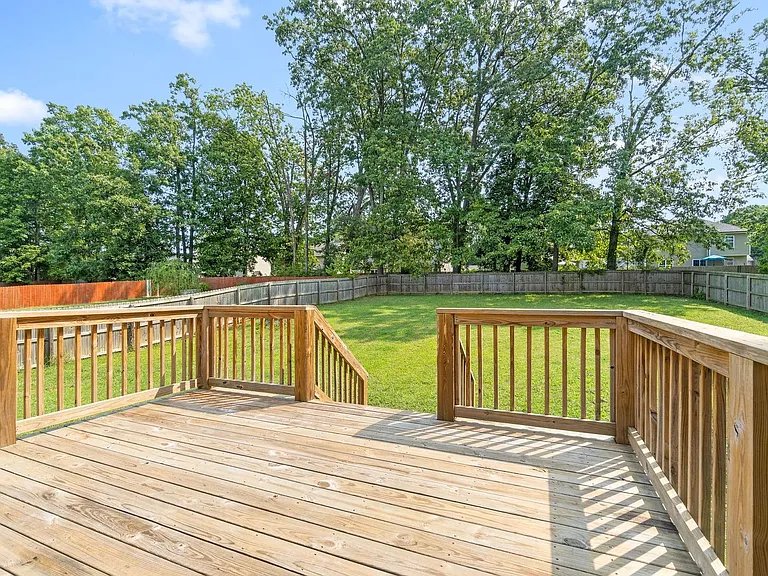 1845 Deerstand Dr — Photo 33