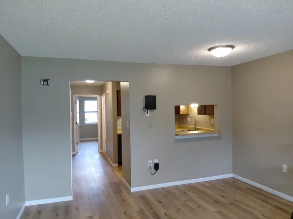 603 Griswold St #2, Rossville, KS 66533