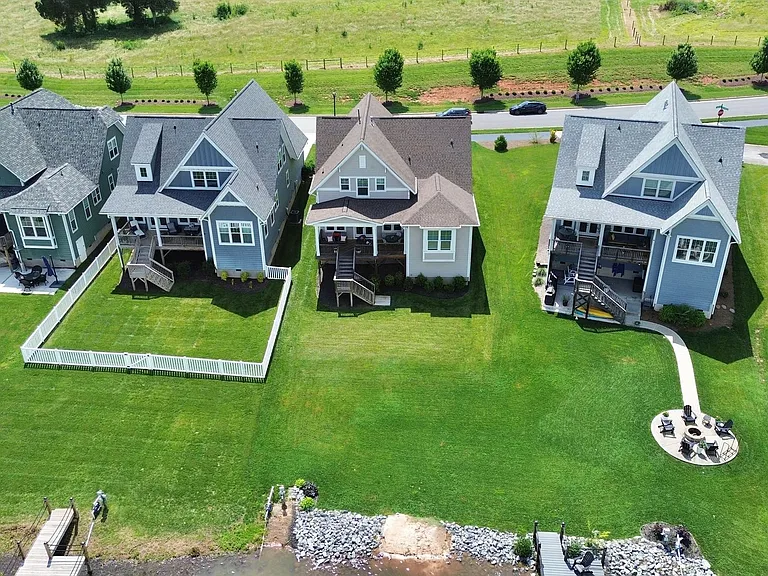 136 Preston Rd — Photo 42
