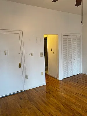 Rented by Eva M. Daniels Realty | media 7