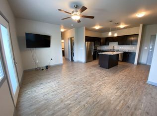 5460 Mortensen Rd UNIT 102, Ames, IA 50014