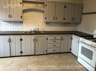 1 Greystone Ave APT 3, North Providence, RI 02911