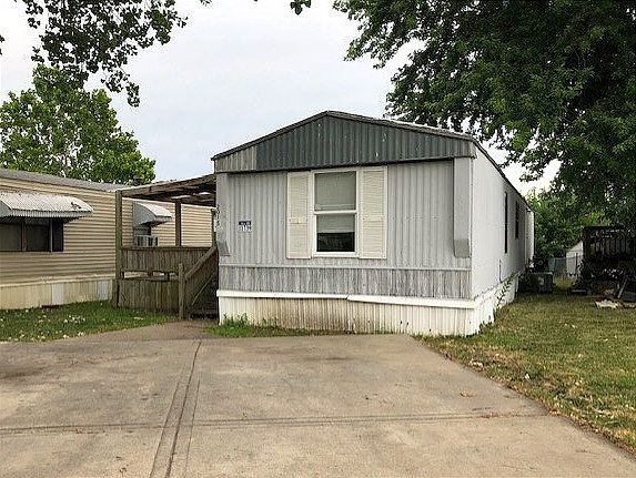 1st image of 11739 N Illinois Ave