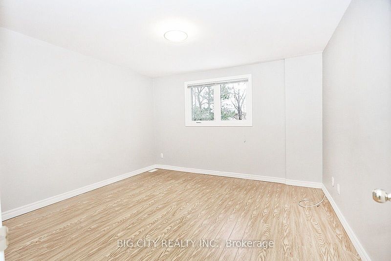 Toronto House for rent - 4 Bedrooms — photo 6