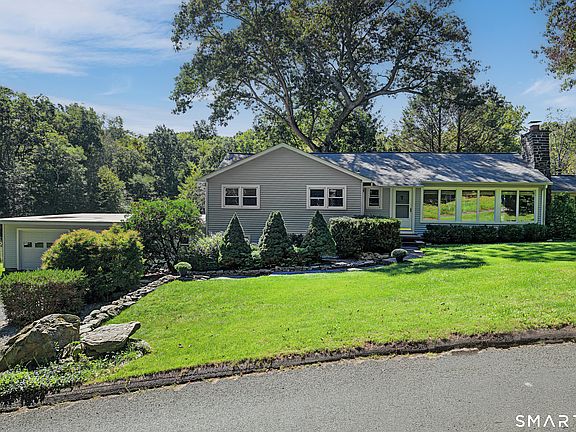 2nd image of 173 Chestnut Hill Road