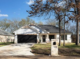 104 Paseo Patricia St, Gun Barrel City, TX 75156