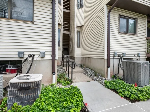 3106 Revere Ct, Hillsborough Twp., NJ 08844