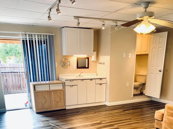 159 S Vermont Ave, Glendora, CA 91741