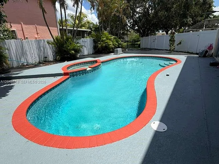 5740 SW 57th Way — Photo 13