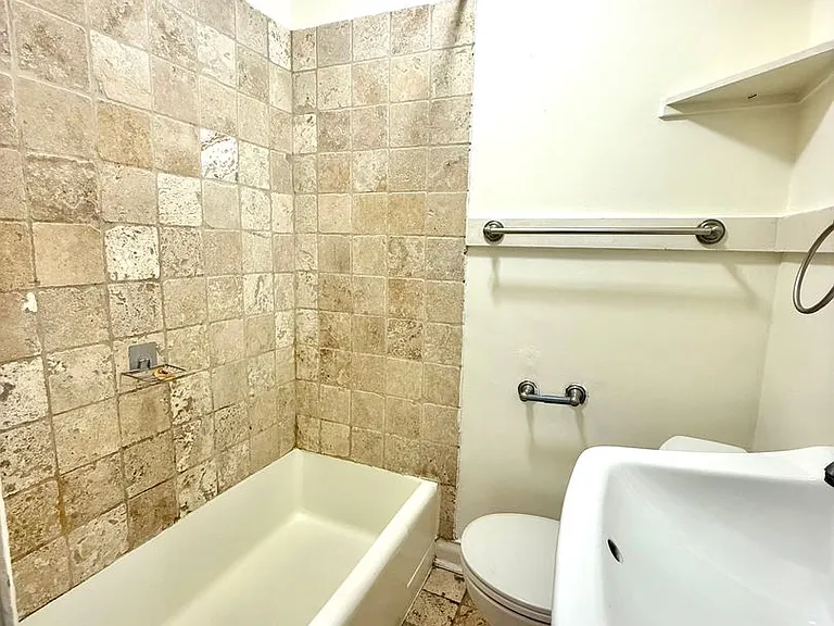 1454 N Marion St — Photo 6
