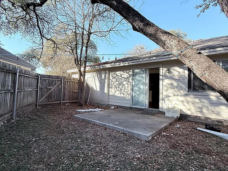 8621 Talyne Chaise Cir #B — Photo 39