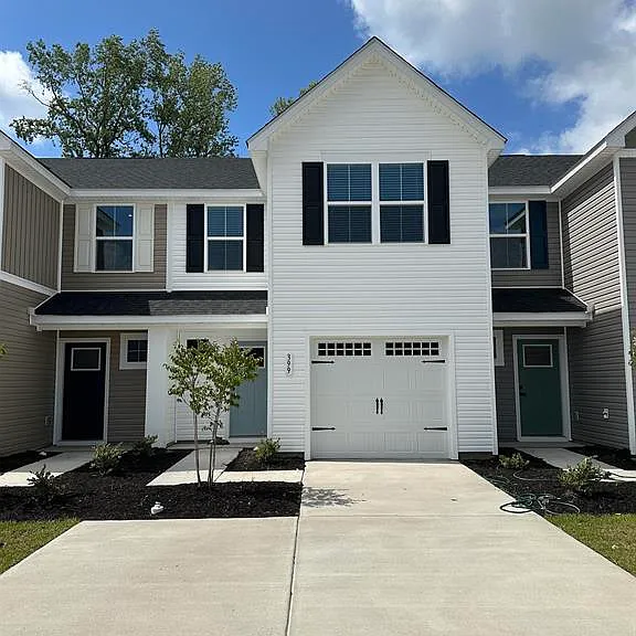 399 Myrtle Meadows Dr — Photo 1