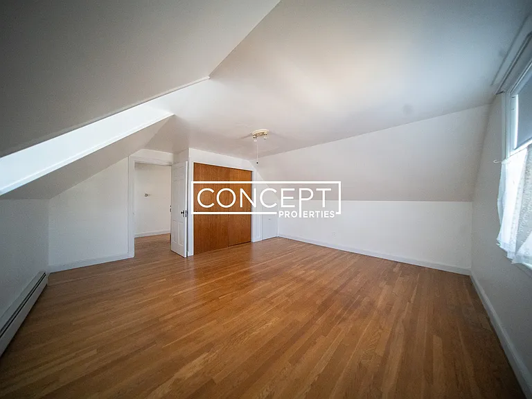 105 Keith St — Photo 41