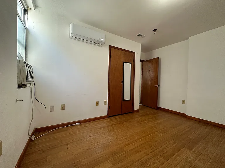 1417 W Girard Ave #3B — Photo 2