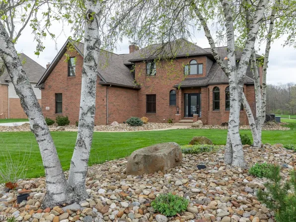 4864 Armandale Ave NW, Canton, OH 44718