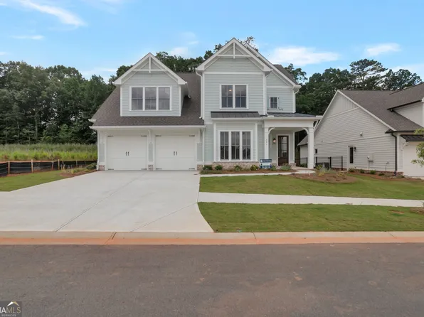 397 Lake Vista Dr, Statham, GA 30666