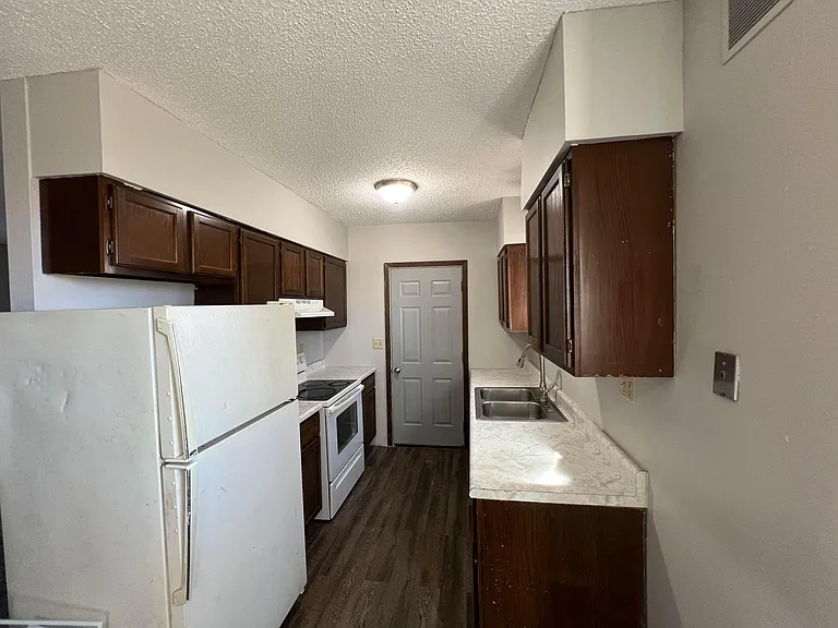 1105 N Capital St #1105 — Photo 4