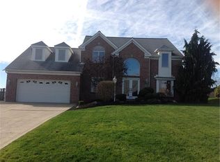 2510 Bonnie Dell Dr, South Park, PA