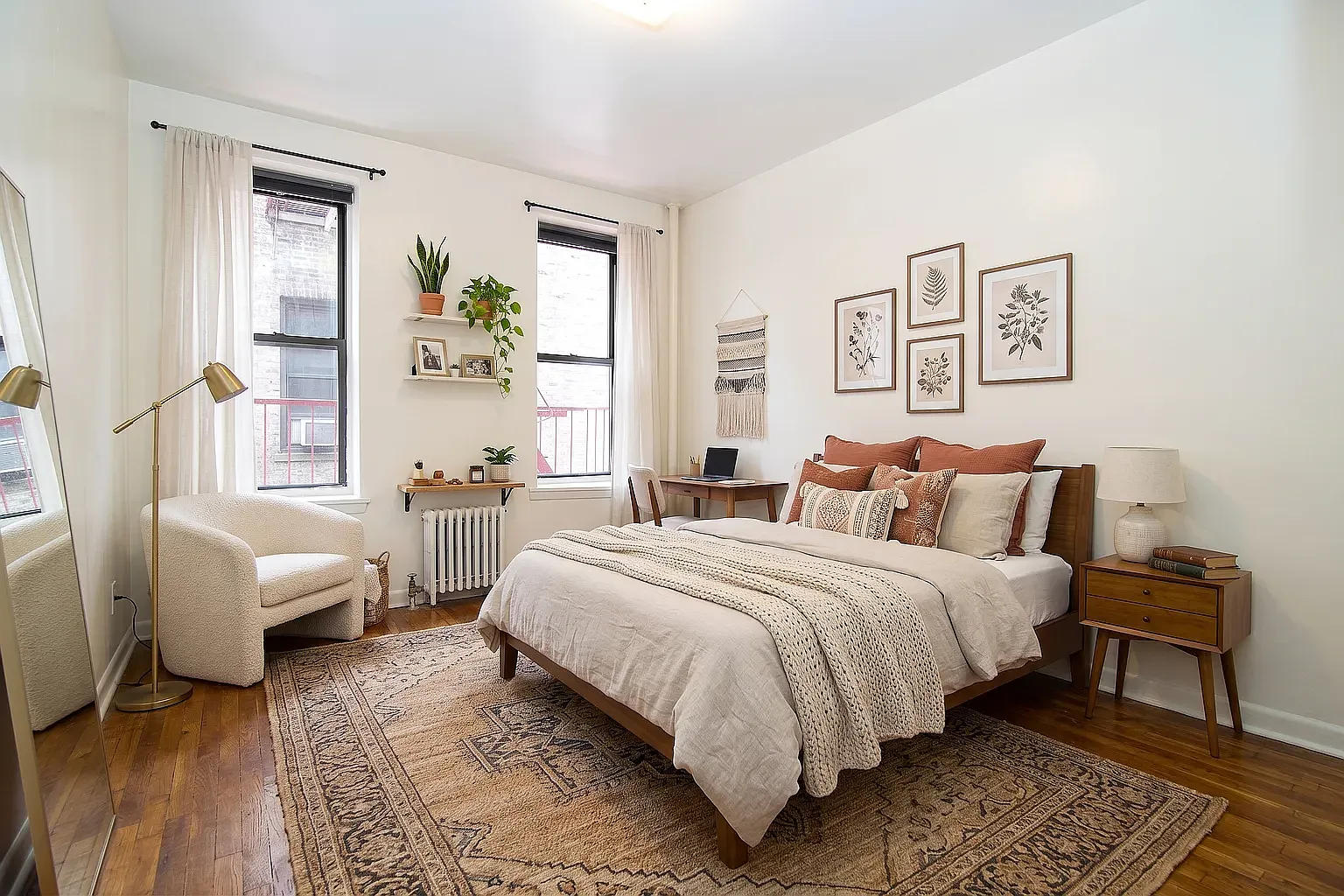 205 Allen Street — Photo 3