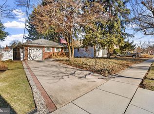 42 Park Dr, Cherry Hill, NJ 08002