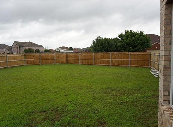 4th image of 7000 Lake Whitney Dr