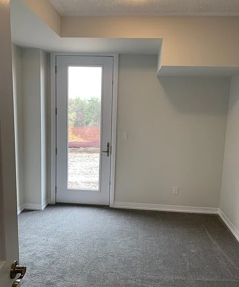 261 Woodbine Ave #B67 — Photo 19