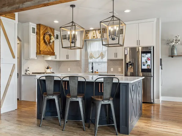 3020 Clay Trl, Corinth, TX 76210