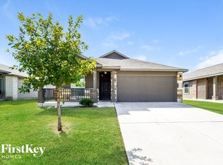 902 Pumpkin Rdg, New Braunfels, TX 78130