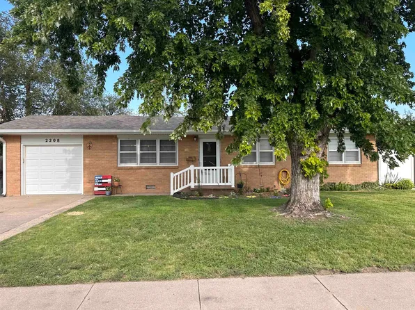 2208 Polk St, Great Bend, KS 67530