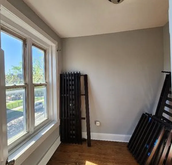 1056 N Rockwell St #2 — Photo 8